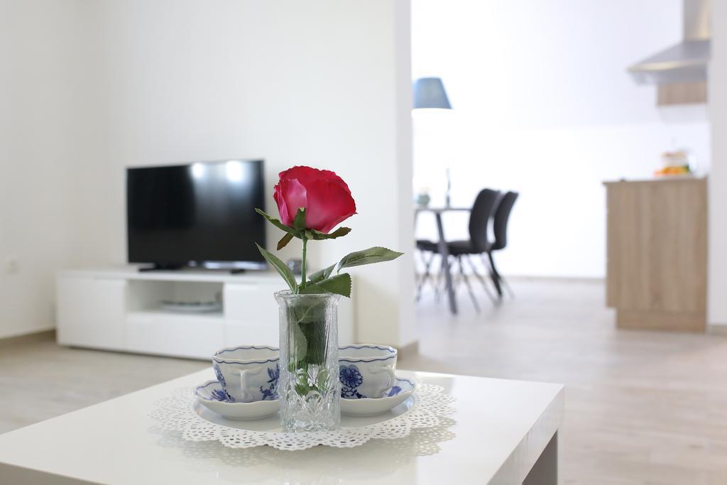 Apartments Nada Sukošan Dış mekan fotoğraf
