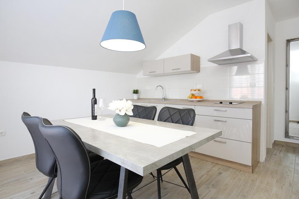 Apartments Nada Sukošan Dış mekan fotoğraf